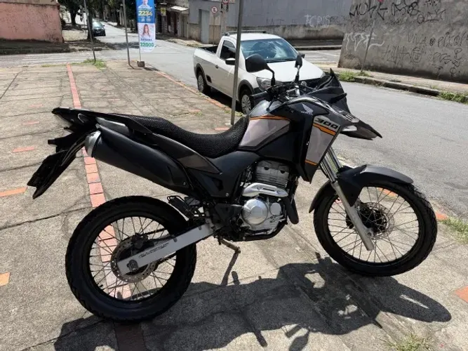XRE 300 2022 ADVENTURE