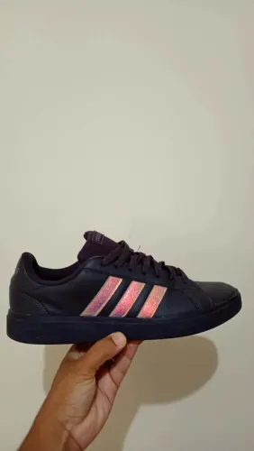 Tênis Adidas Classic
