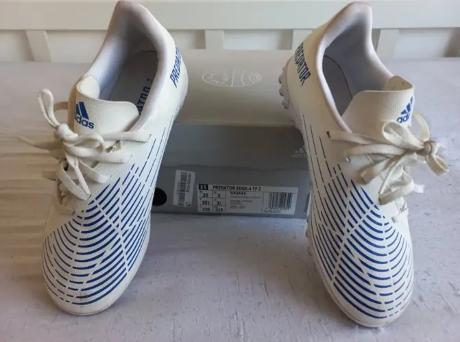 Chuteira Predator Adidas