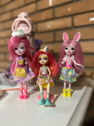 Bonecas Enchantimals