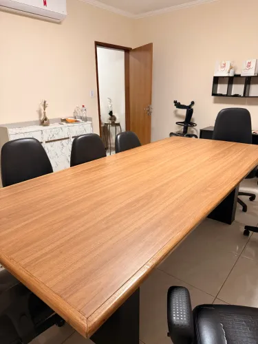 Mesa de Reunião 2,70m x 1,20m