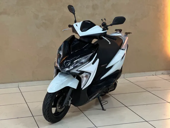 Honda elite