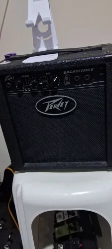 Amplificador Peavey Backstage II -