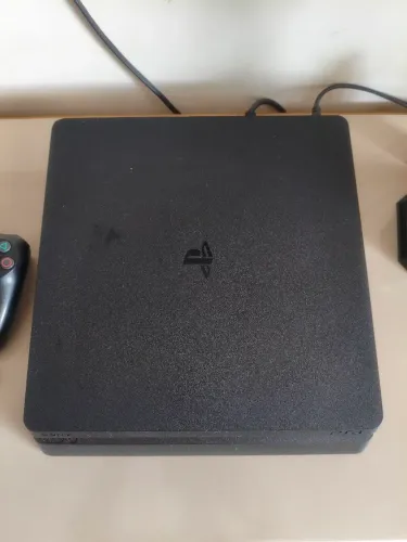 Ps4 slim