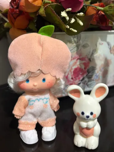 Boneca moranguinho kenner damasquinho