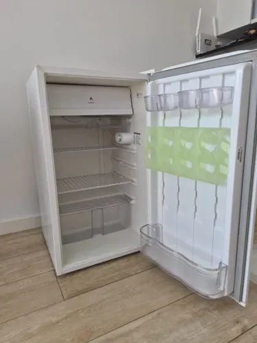 Frigobar Consul Compacto 120L - Excelente Estado (127V)