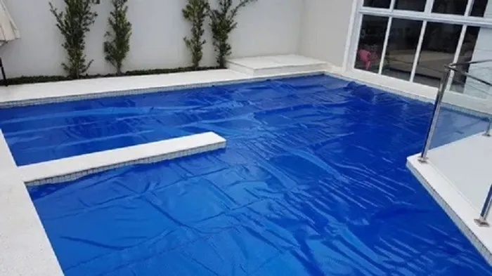 Capa para Piscina 6X3 Térmica - Novo - 3x no cartão - Entrega Brasília