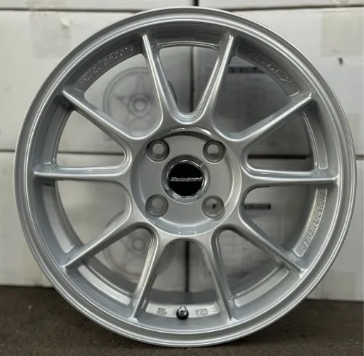 Rodas exclusivas aro 15 tala 6.5 furacão 4x100