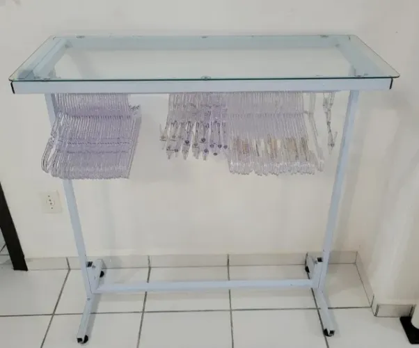 Balcão Arara com vidro 