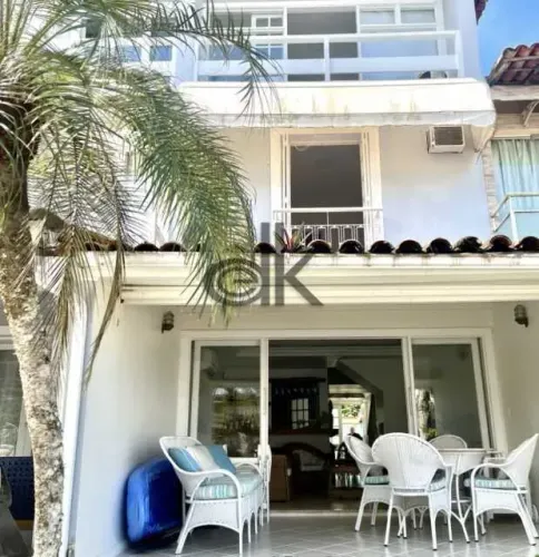 EDK - VENDE CASA ANGRA COND VILLAGE ITANEMA - OPORTUNIDADE ÚNICA - RJ.