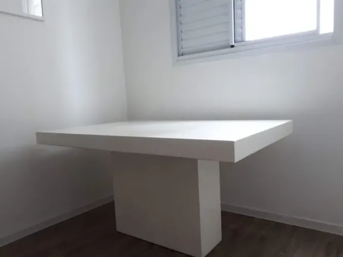 Mesa Jantar em Resina retangular branca