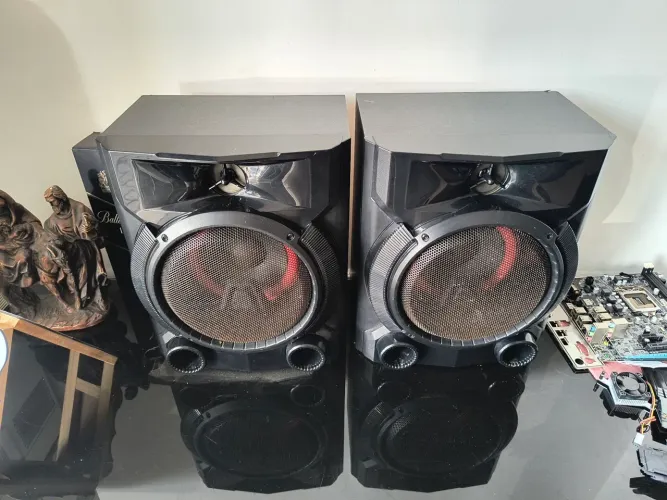 Caixas de Som LG CMS5760F