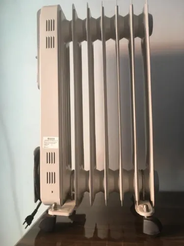 Aquecedor de Ambientes Tipo Radiador a Óleo