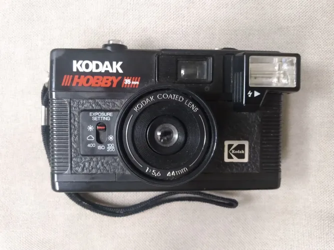 camera analógica Kodak Hobby 35mm