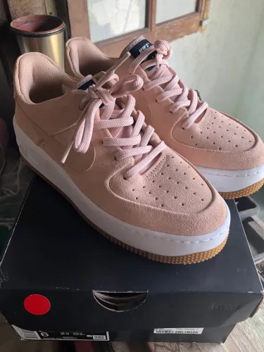 Tênis Nike Air Force 1 Sage Low Bege 35 Br