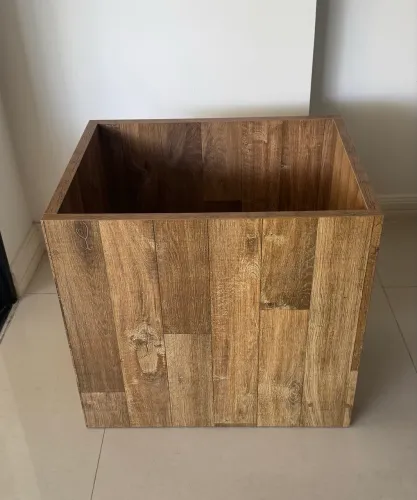 Cachepô em MDF com rodinha oculta - perfeito