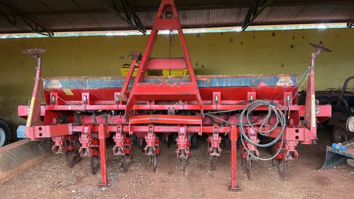 Plantadora de Grãos Semeato