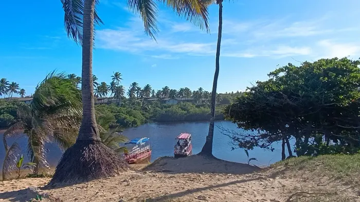 Mini Sítio Fiz de Imbassaí , litoral de Mata de São João Bahia