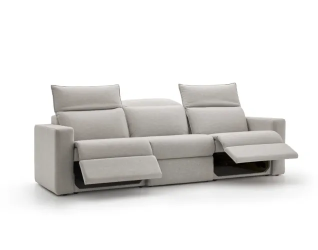 Sofá elétrico semi-novo em excelente estado