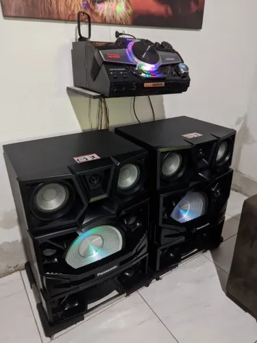 Mini System Panasonic Potente e Completo VENDO OU TEOCO POR PS4 PRO ACEITO CARTÃO ATÉ 18X