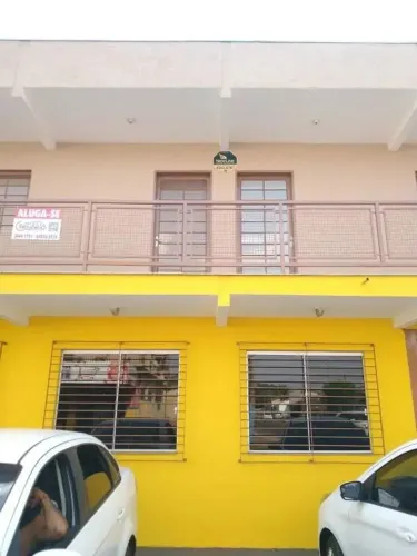 Sala comercial com com lavabo.