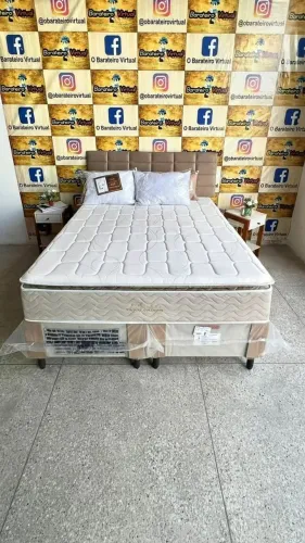 "Conforto e Sofisticação: Conjunto Box Bolonha Queen com Molas Ensacadas e Tecido Suede"