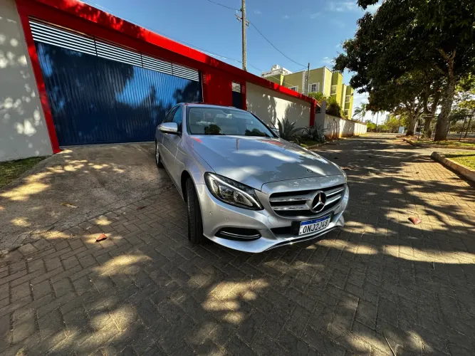 Mercedes C200 extra 2015