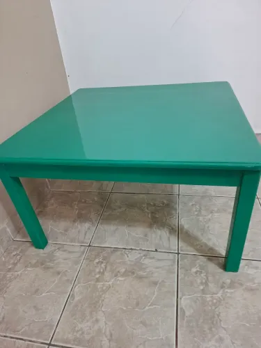 Mesa de centro verde