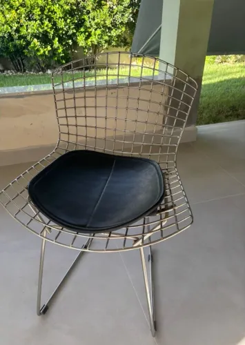 Aço Inox 304 - Conjunto com 4 cadeiras,  não terá problema com maresia