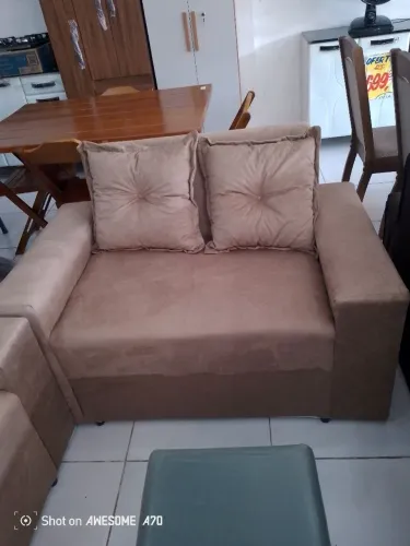 Sofá bege 4 lugares com entrega grátis 
