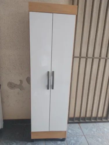 ARMÁRIO MULTIUSO NOVO LINDO EM PROMOÇÃO POR POUCO TEMPO