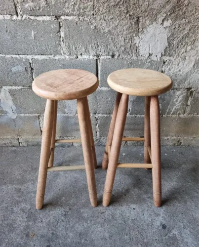 Bancos rústicos 70cm de altura novos CADA 