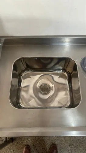 Mesa com Cuba de aço inoxidável para cozinha industrial