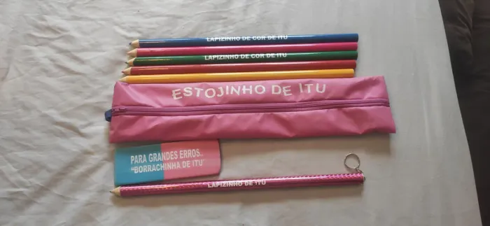 Conjunto estojo de Itu