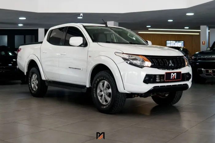 Mitsubishi L200 GL 2.5 4X4 CD Diesel 2022