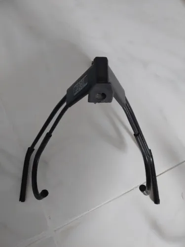 Suporte para guitarra, baixo e violão, Marca X-Box.