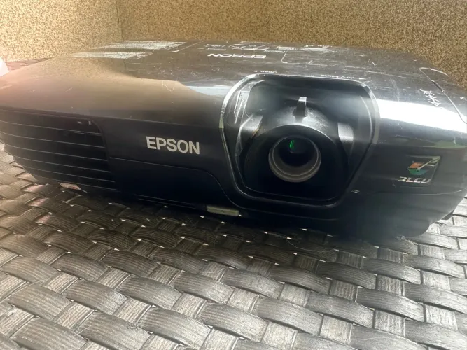 Projetor Epson Kr85