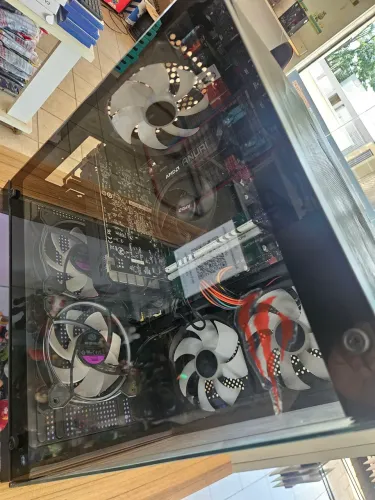CPU RYZEN 5 5500 32GB RAM GE-FORCE 1050TI fonte 500w