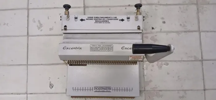 Perfuradora Excentrix Para Encadernação Wire-o E Espiral