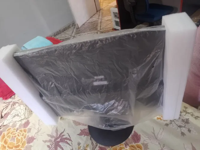 Monitor 19 polegadas, LED, 5 ms, 60Hz HDMI/VGA