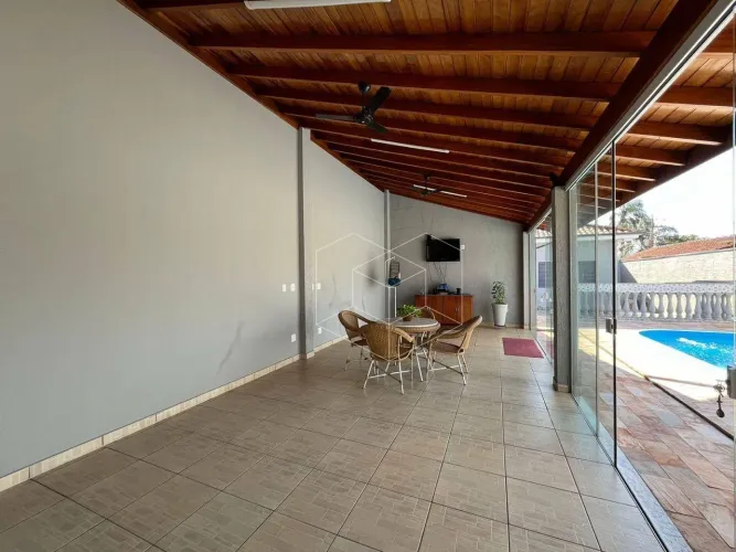 Casa com 2 dormitórios à venda, 276 m² por R$ 900.000,00 - Vila Nova - Jaú/SP