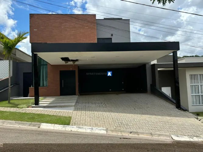 Casa de Condominio - Terras de Atibaia 2 - 300m² - 3 suítes - Com Piscina - Condominio Ter