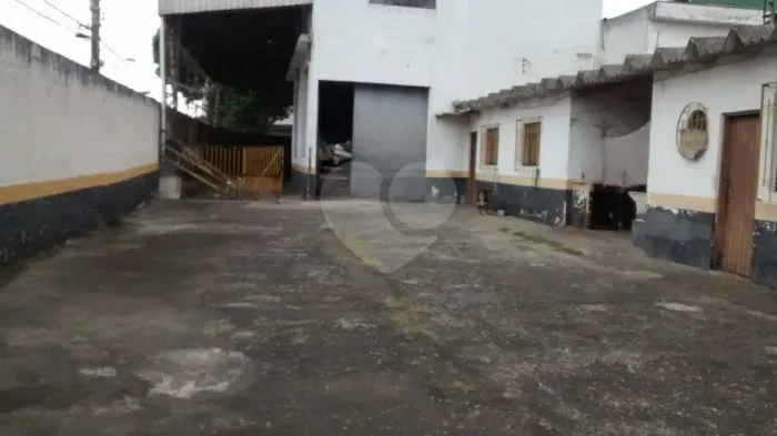 Galpão à venda em Vila Medeiros - SP