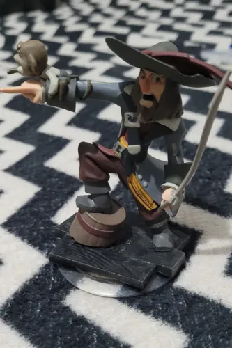 Boneco Capitão Barbossa Piratas do Caribe Disney Infinity