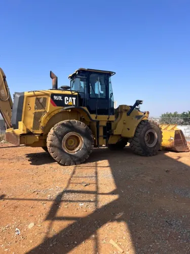 Pá Carregadeira CAT 950L 2019