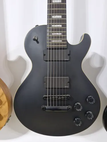Guitarra Elétrica 7 Cordas DEAN captação ativa EMG