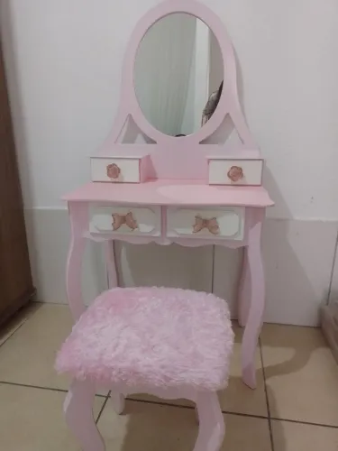 Penteadeira infantil 