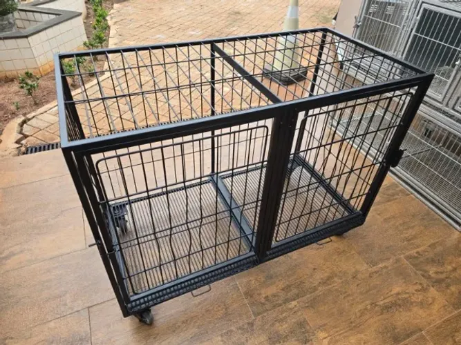 Canil Pet em Aço com Rodízios - 1,20m x 0,60m x 0,80 Preto Fosco