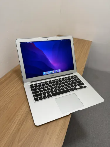 MacBook Air 13" 2017 · i5 · 8GB · 128GB · Bateria nova