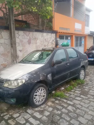 Fiat Siena HLX 1.8 MPI Flex 8V 4P 2007